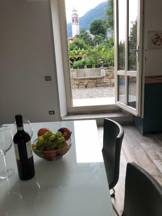 Casa Gabriela Hotel Cannero Riviera Buitenkant foto